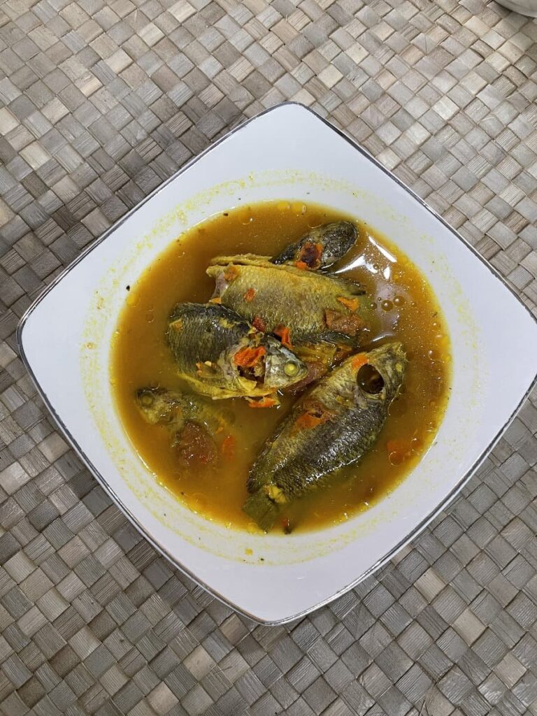 Lempah Kuning Ikan Kapuyu